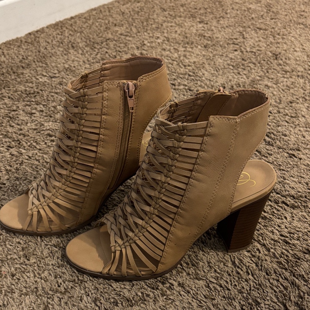 Dream Pairs Tan Strappy Heels